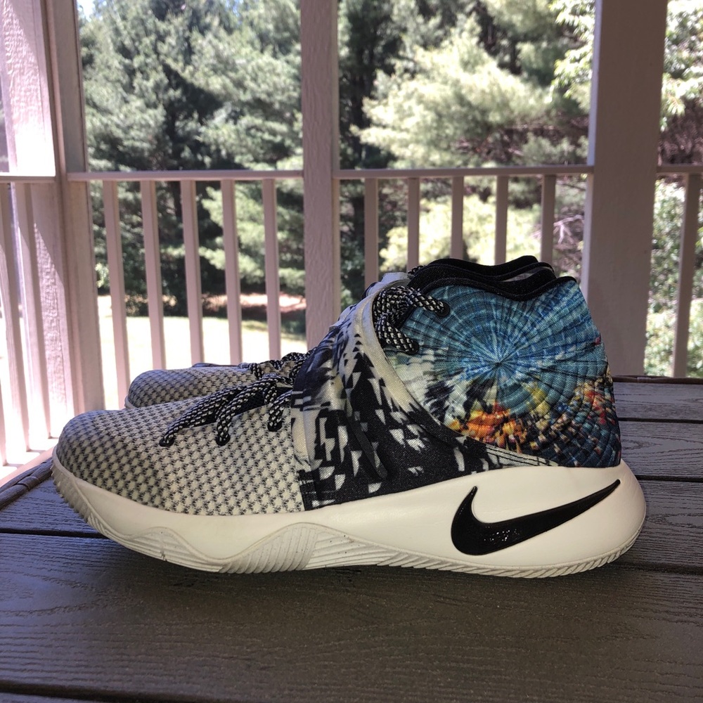 NIKE Kyrie 2 The Effect Men 12 Multicolor